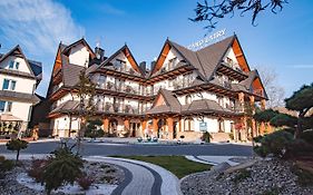 Grand Tatry - miejsce na wyjątkowy pobyt dla Ciebie i Twojej rodziny! - sauna i jacuzzi wliczone w cenę pobytu - 10 minut pieszo od Term Bania